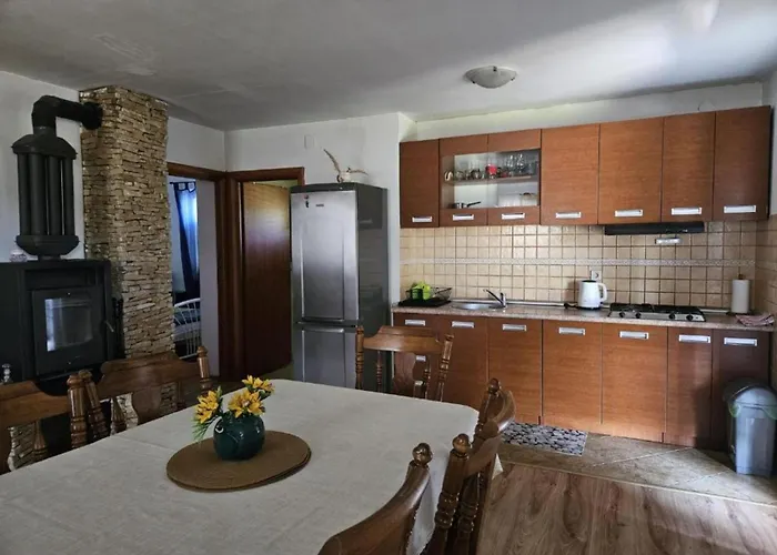 Holiday home Oasis Lika Lovinac (Lika-Senj)